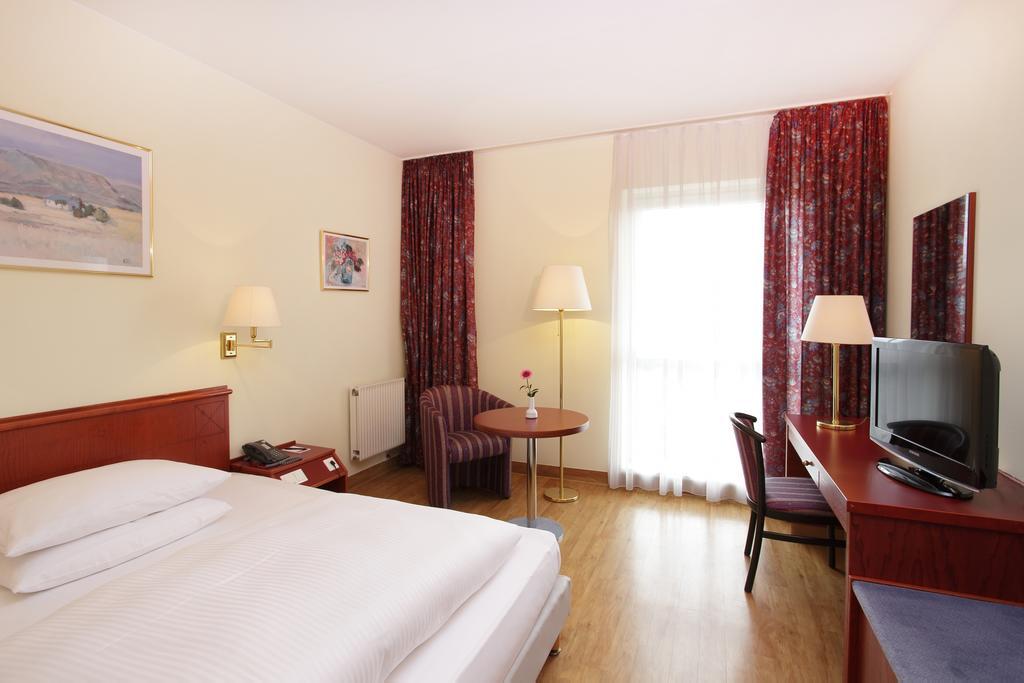 Ramada Hotel Frankfurt Oder Frankfurt an der Oder Zimmer foto