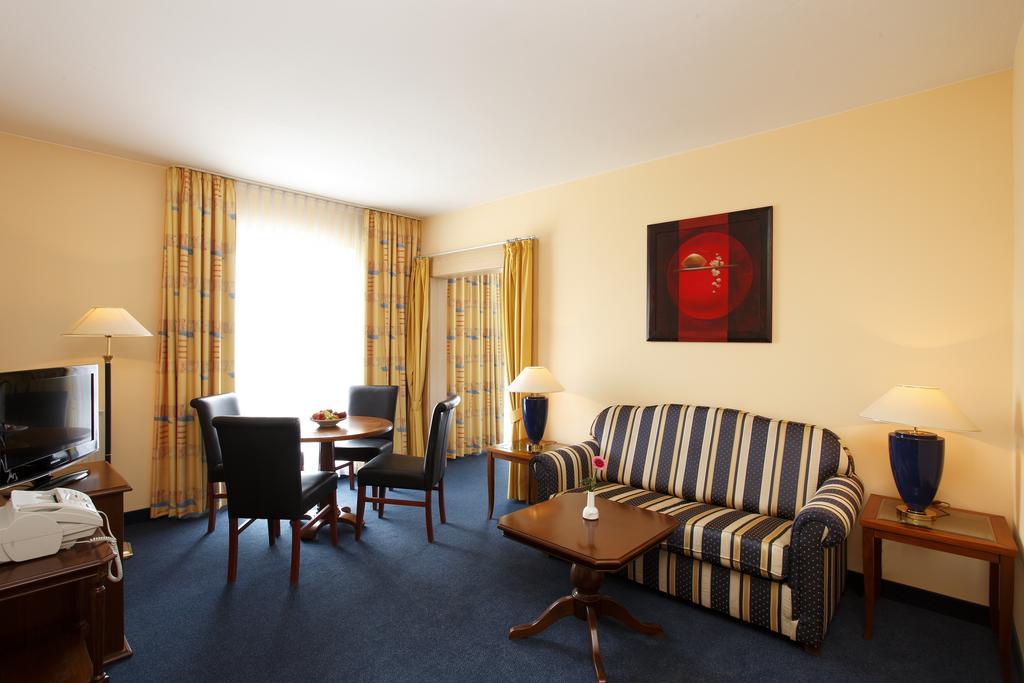 Ramada Hotel Frankfurt Oder Frankfurt an der Oder Zimmer foto